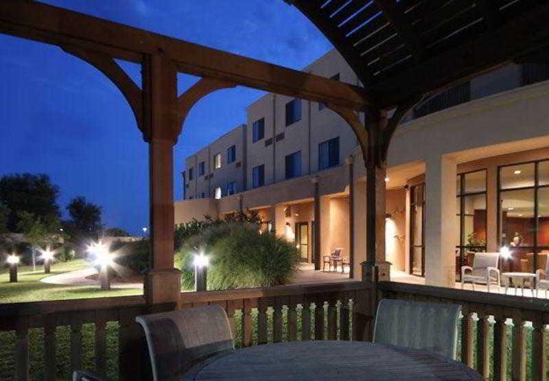 Hotel Courtyard By Marriott Amarillo West/Medical Center Exterior foto